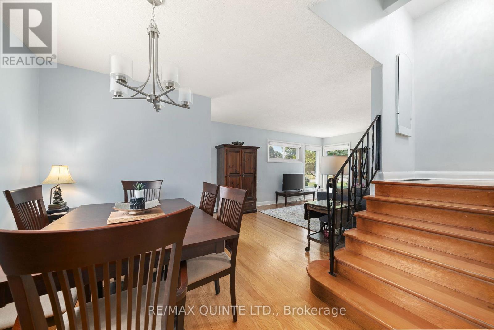 15 Linton Park Road, Belleville, Ontario  K8N 4K7 - Photo 7 - X12411247