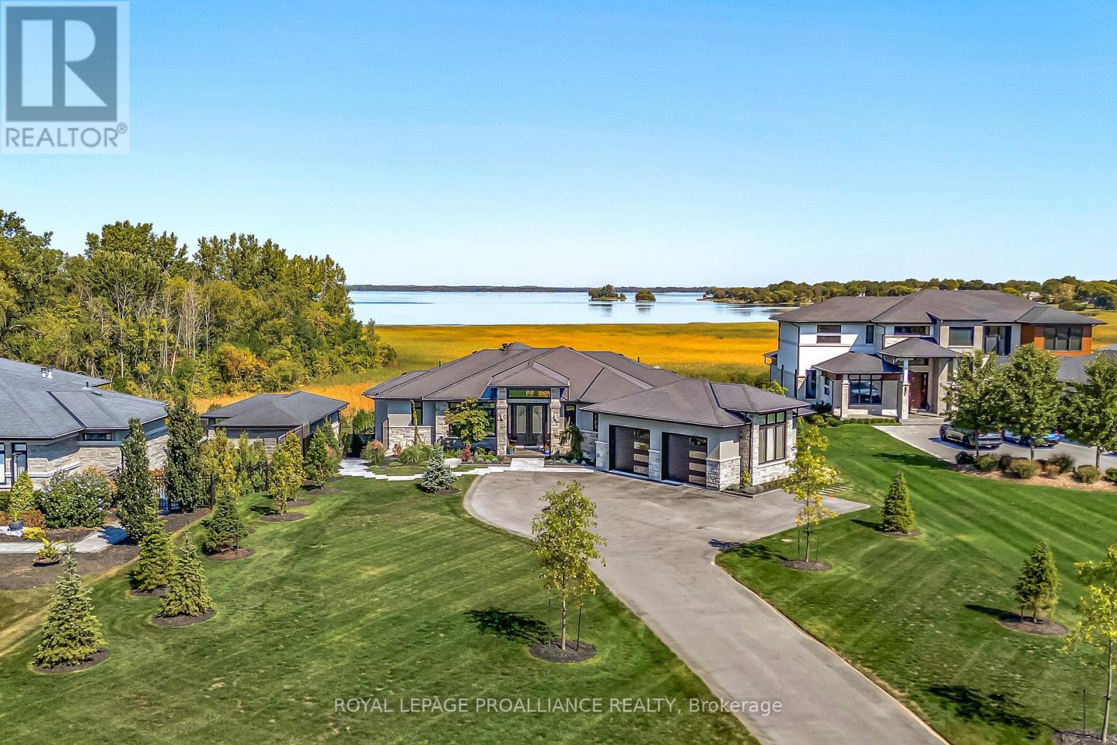 77 Navigation Drive, Prince Edward County, Ontario  K8N 0G1 - Photo 2 - X12411350