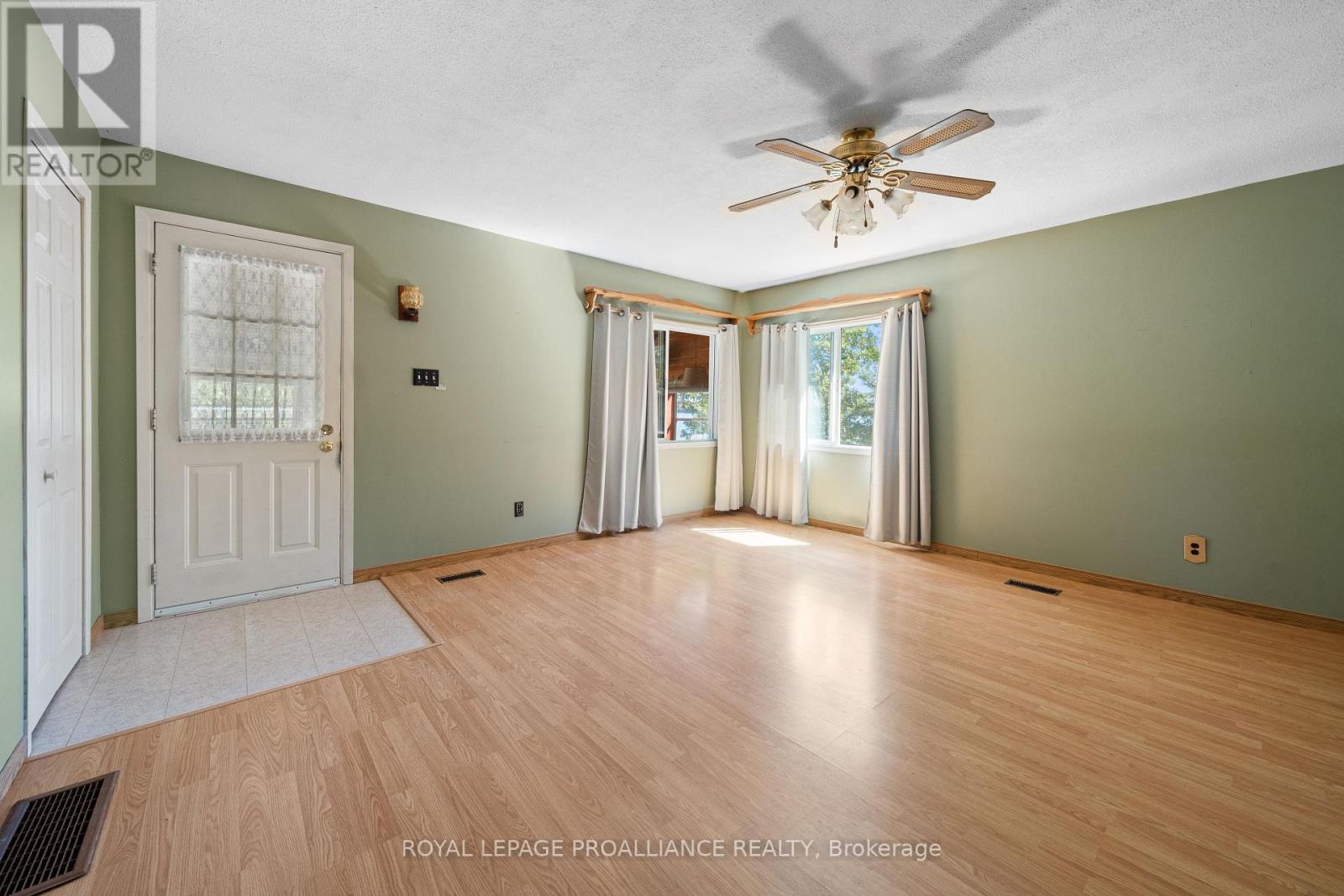 473 County Rd 19, Prince Edward County, Ontario  K0K 1A0 - Photo 11 - X12411614