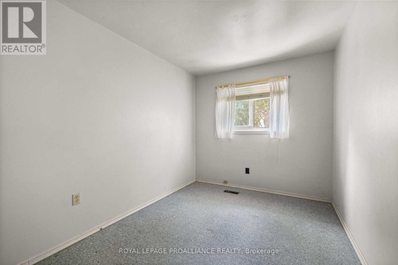 473 County Rd 19, Prince Edward County, Ontario  K0K 1A0 - Photo 18 - X12411614
