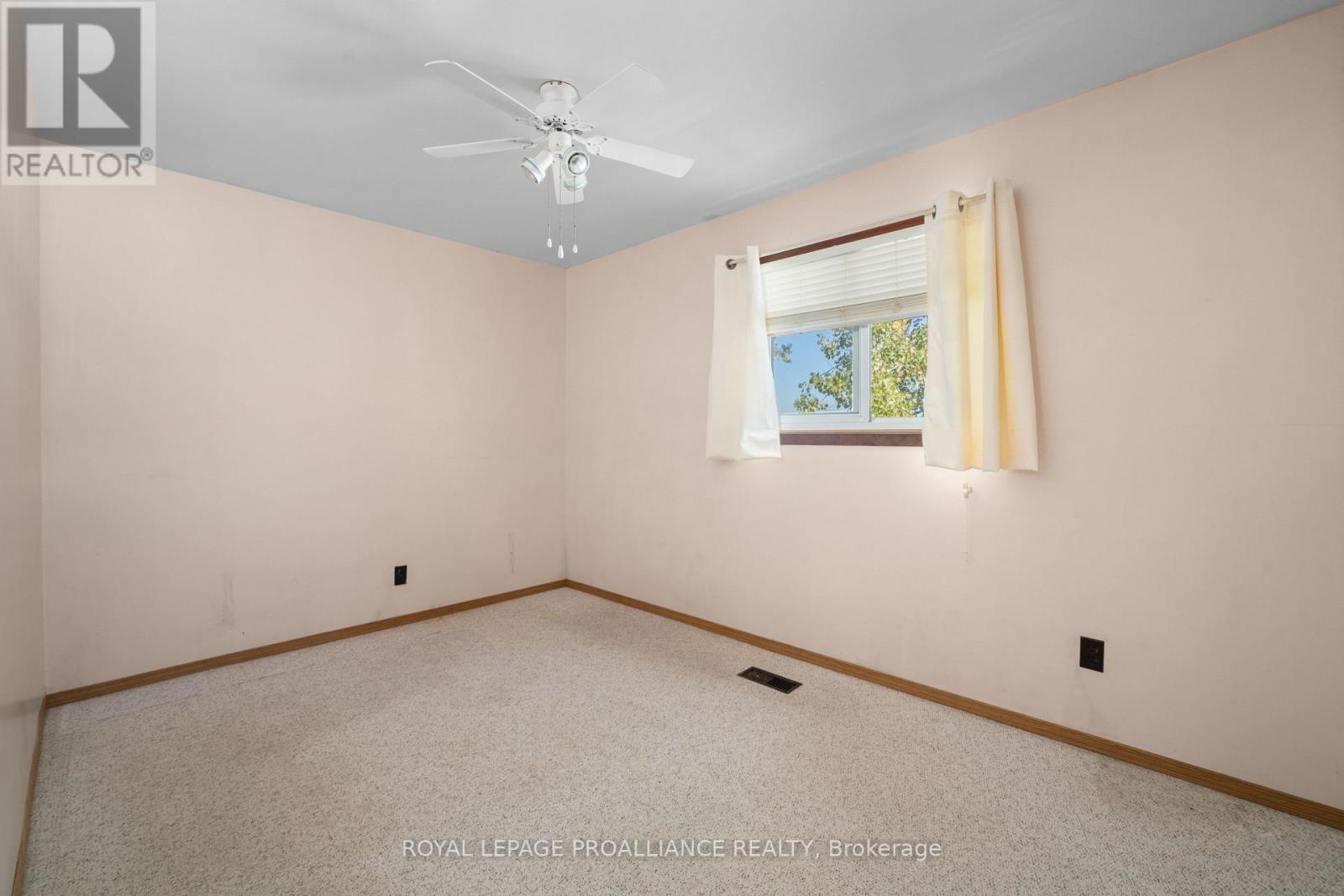 473 County Rd 19, Prince Edward County, Ontario  K0K 1A0 - Photo 25 - X12411614
