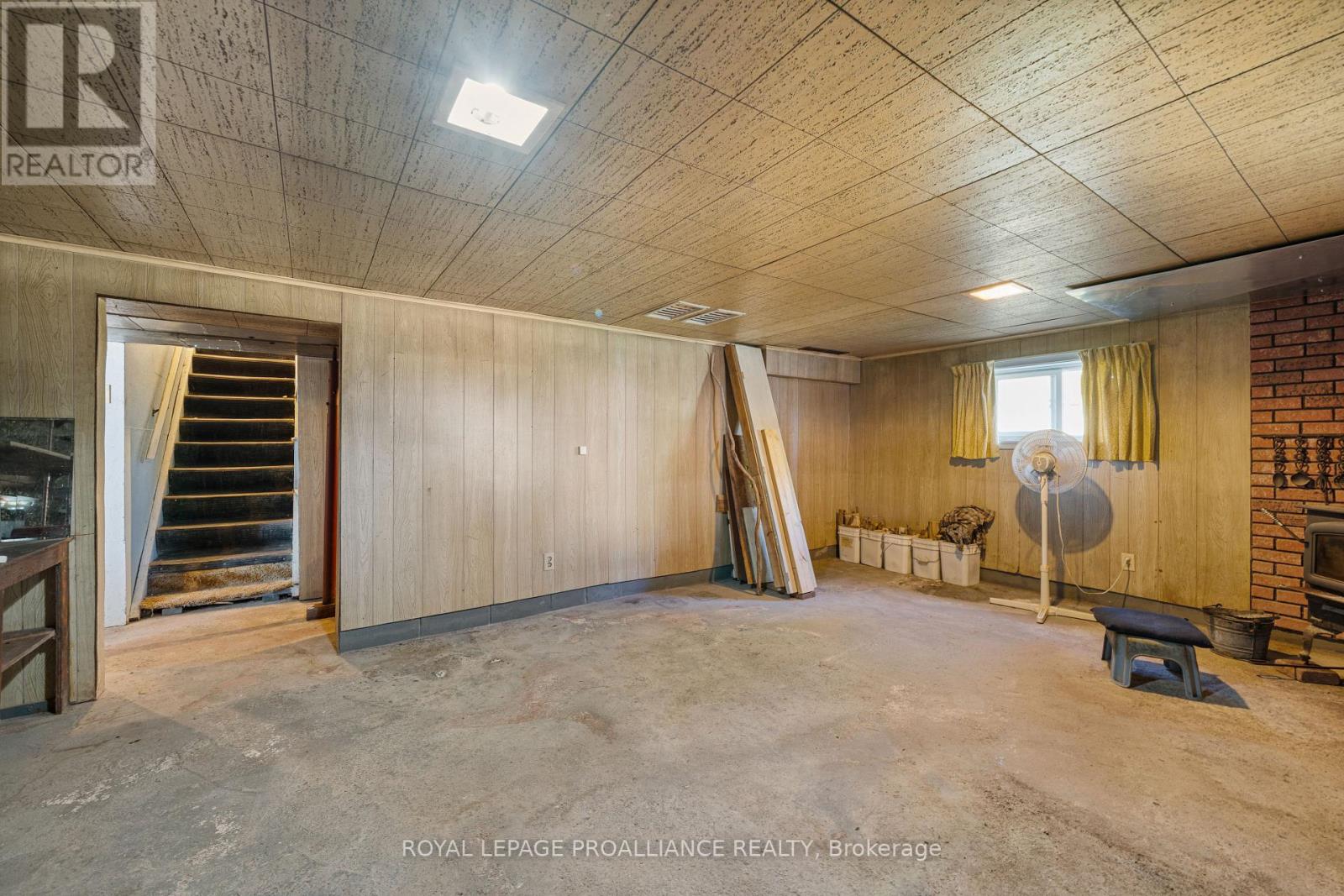 473 County Rd 19, Prince Edward County, Ontario  K0K 1A0 - Photo 30 - X12411614