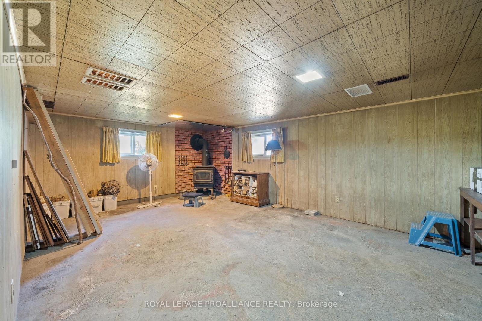 473 County Rd 19, Prince Edward County, Ontario  K0K 1A0 - Photo 31 - X12411614