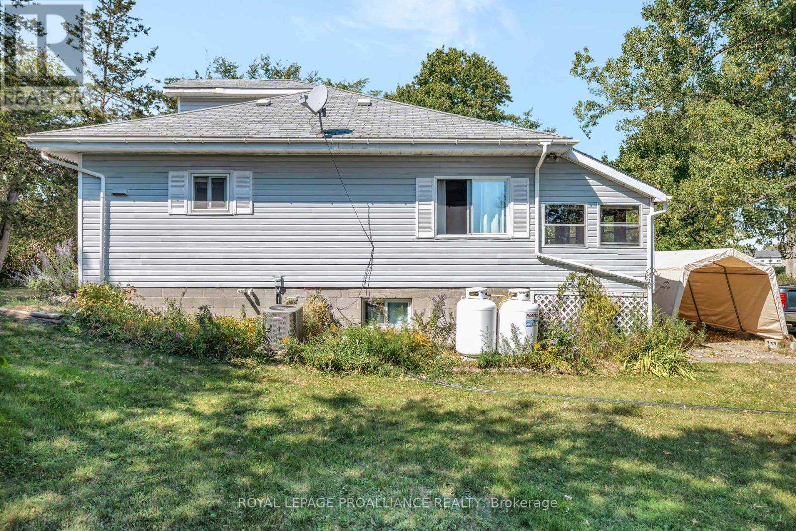 473 County Rd 19, Prince Edward County, Ontario  K0K 1A0 - Photo 34 - X12411614