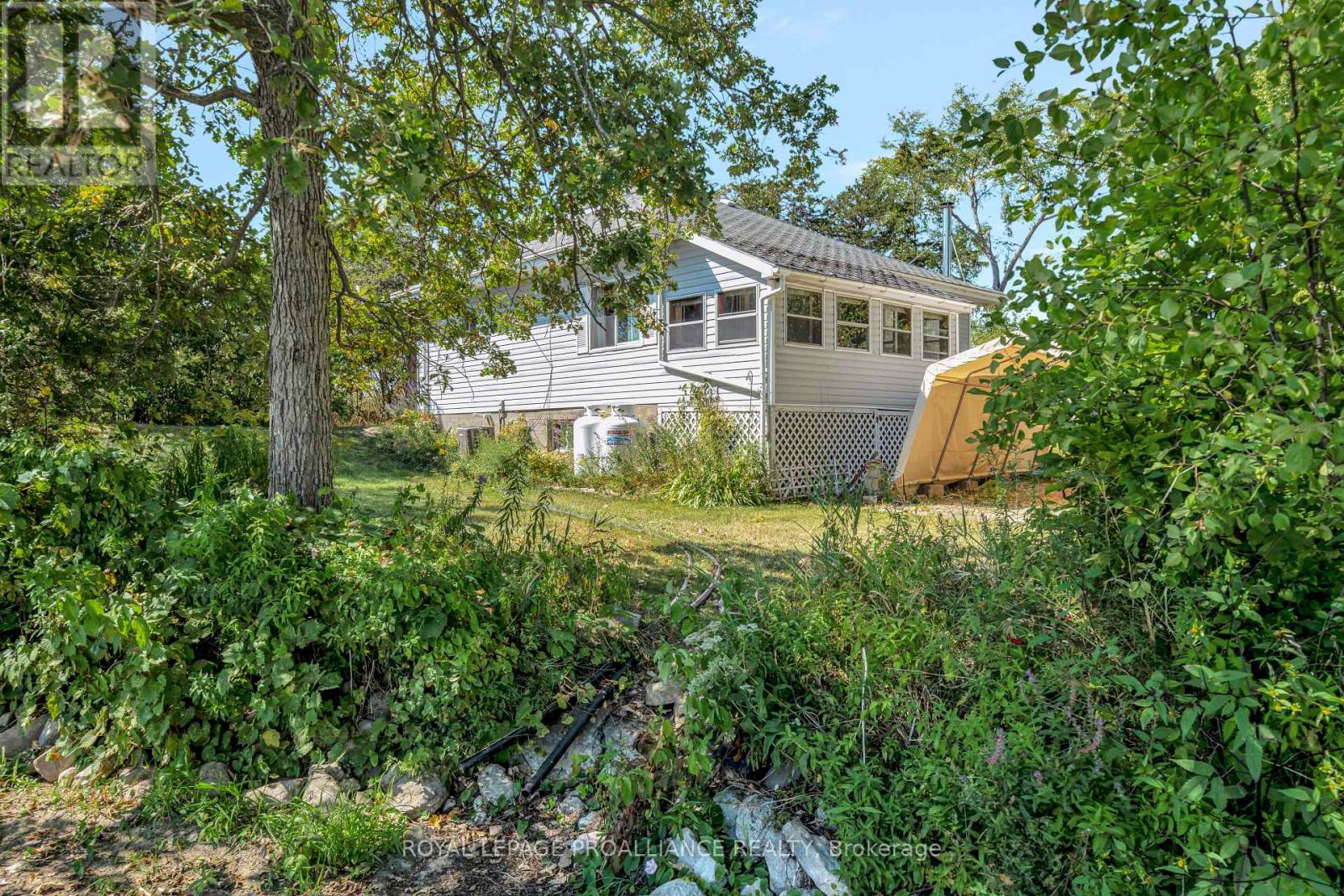473 County Rd 19, Prince Edward County, Ontario  K0K 1A0 - Photo 36 - X12411614