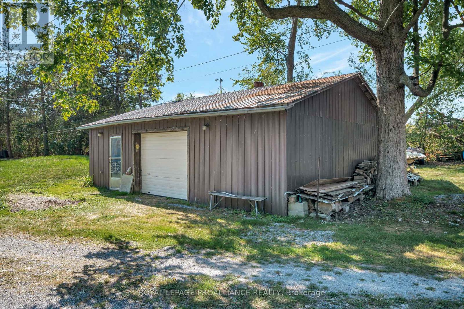 473 County Rd 19, Prince Edward County, Ontario  K0K 1A0 - Photo 44 - X12411614