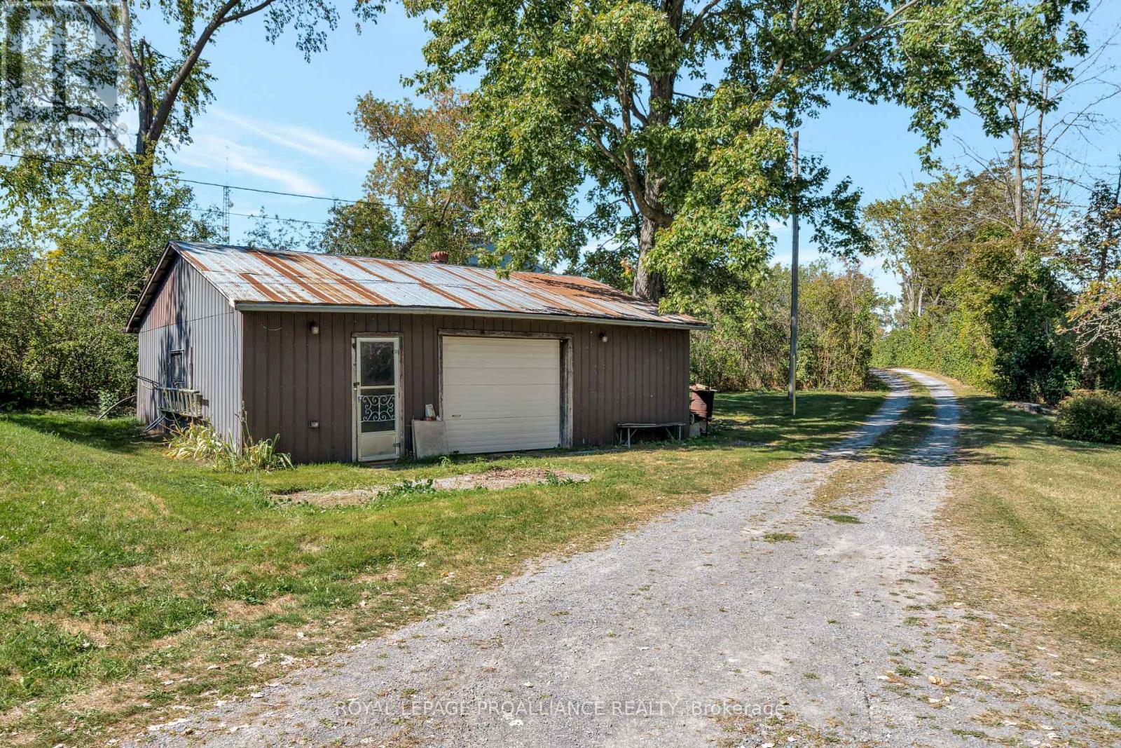 473 County Rd 19, Prince Edward County, Ontario  K0K 1A0 - Photo 45 - X12411614