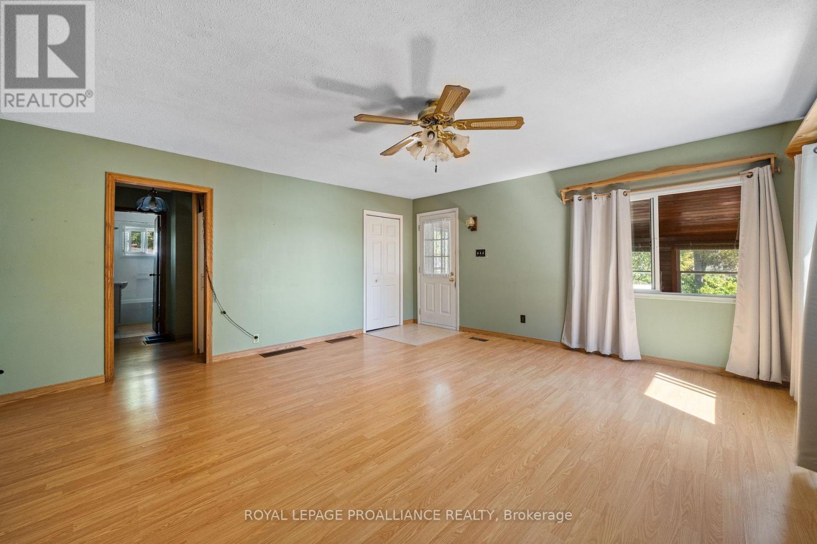 473 County Rd 19, Prince Edward County, Ontario  K0K 1A0 - Photo 9 - X12411614