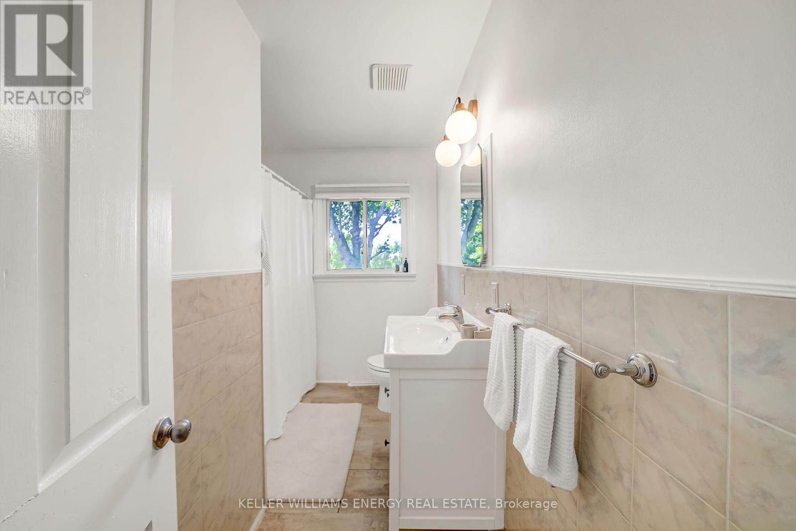 421 Bloomfield Main Street, Prince Edward County, Ontario  K0K 1G0 - Photo 18 - X12412229