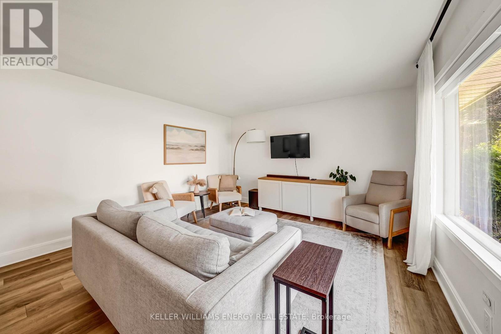421 Bloomfield Main Street, Prince Edward County, Ontario  K0K 1G0 - Photo 8 - X12412229