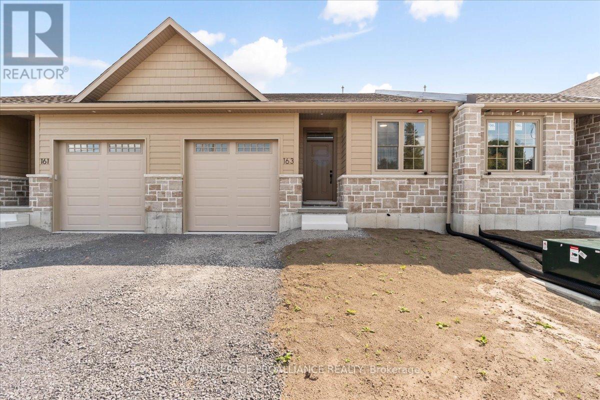 163 POMEROY AVENUE, Tweed, Ontario
