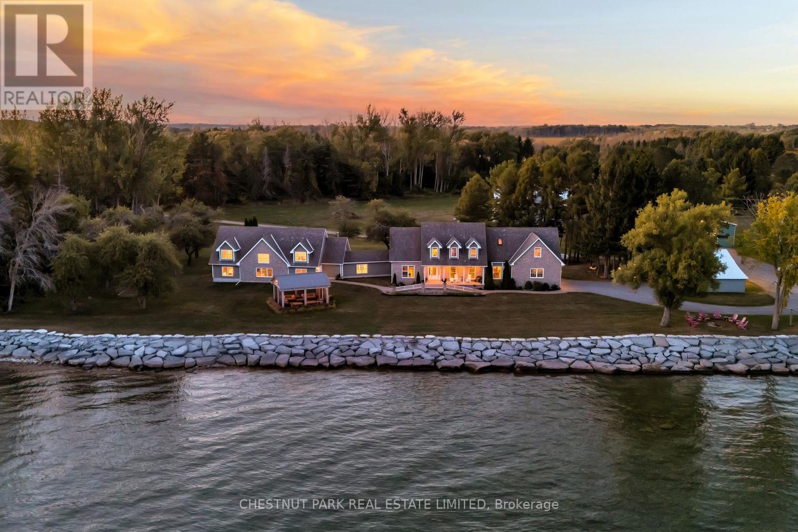 4698 COUNTY ROAD 8, Prince Edward County, Ontario