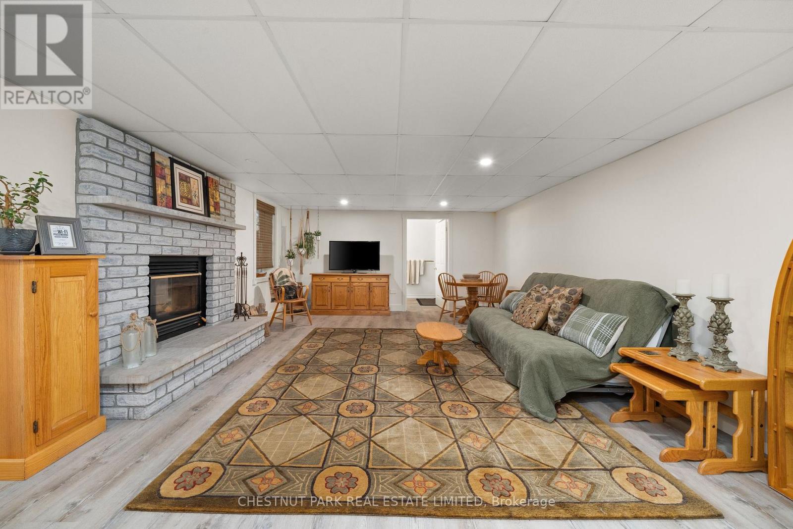 4698 County Road 8, Prince Edward County, Ontario  K0K 2T0 - Photo 35 - X12413046