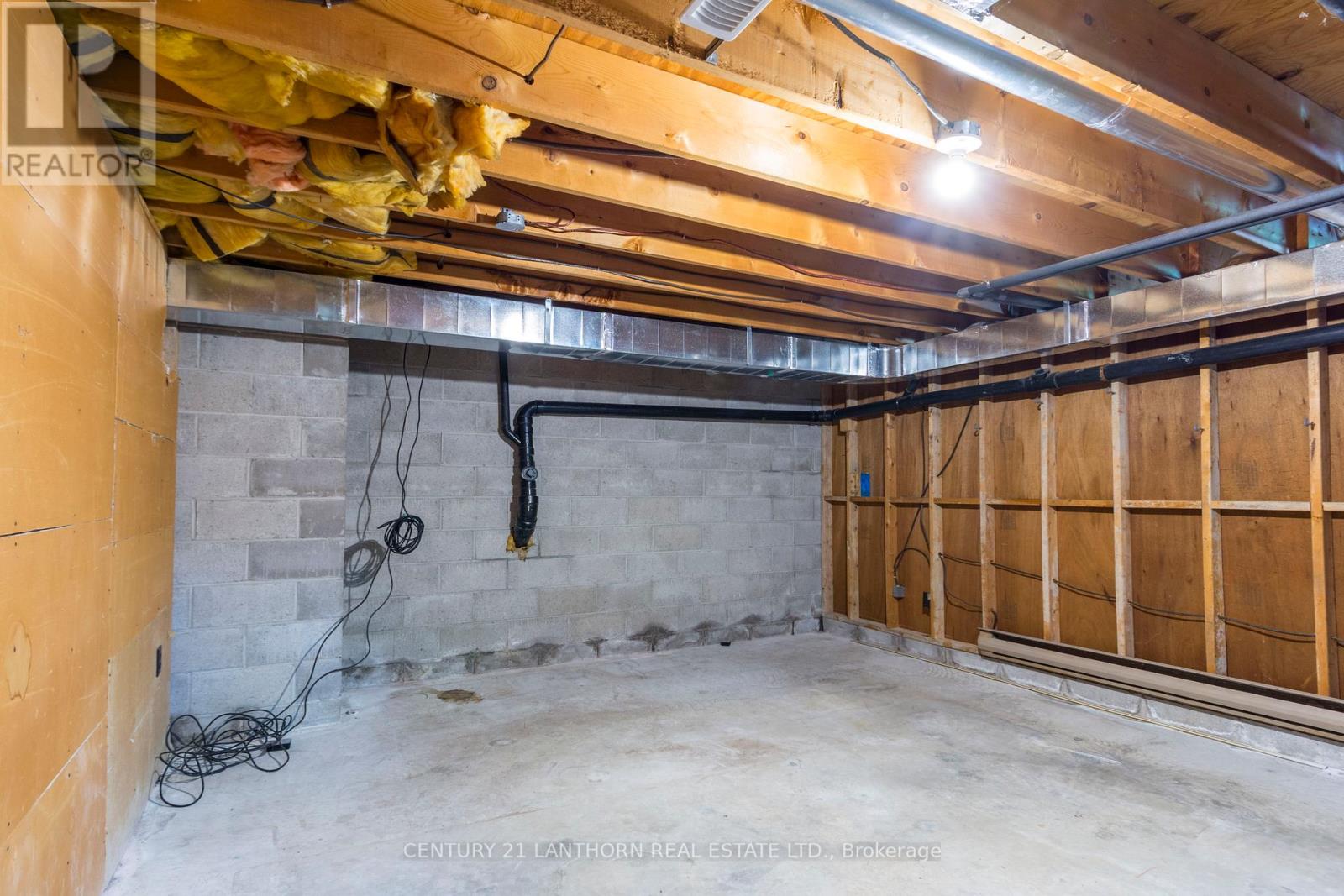 320 Smith Street, Brighton, Ontario  K0K 1H0 - Photo 18 - X12413268