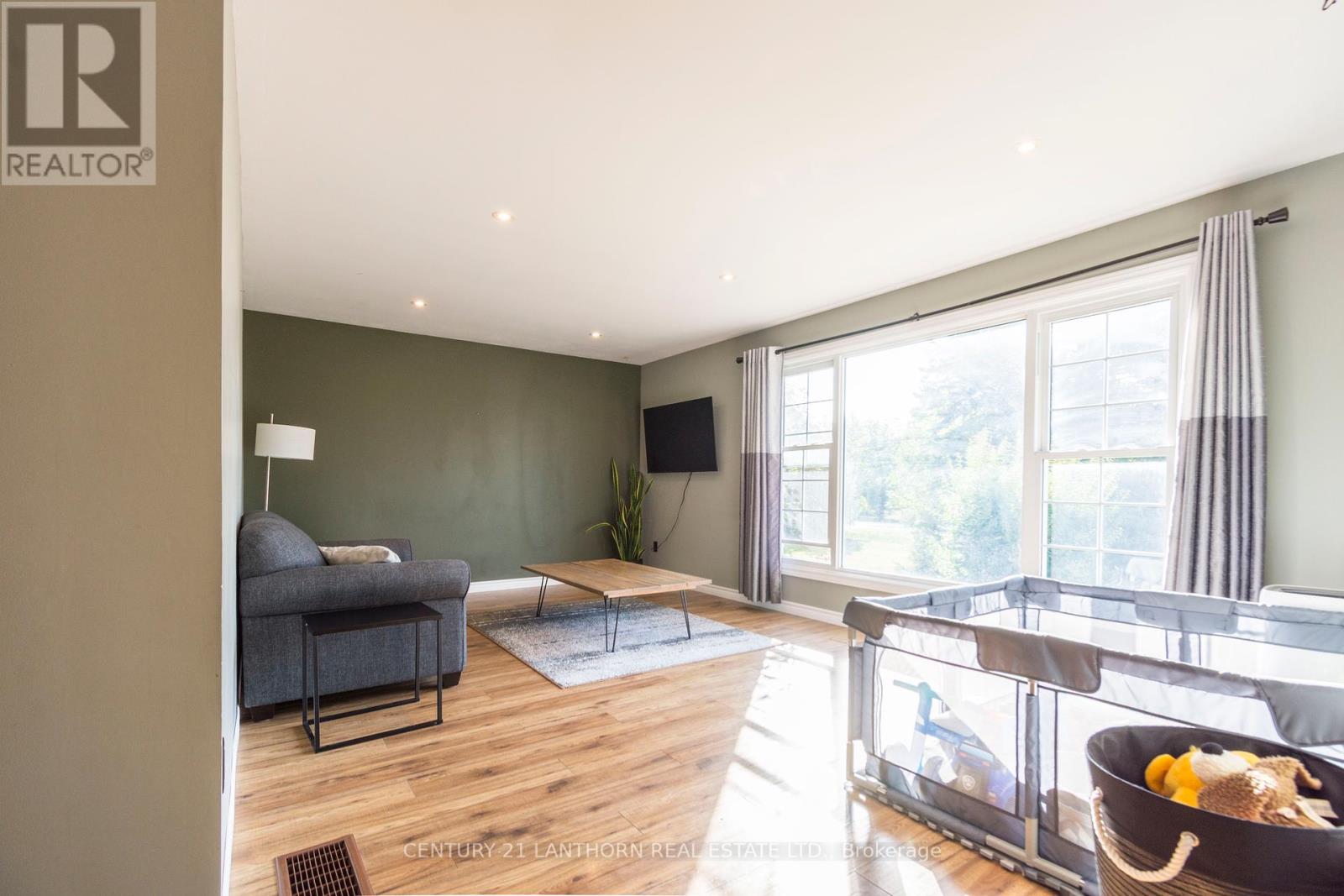320 Smith Street, Brighton, Ontario  K0K 1H0 - Photo 23 - X12413268