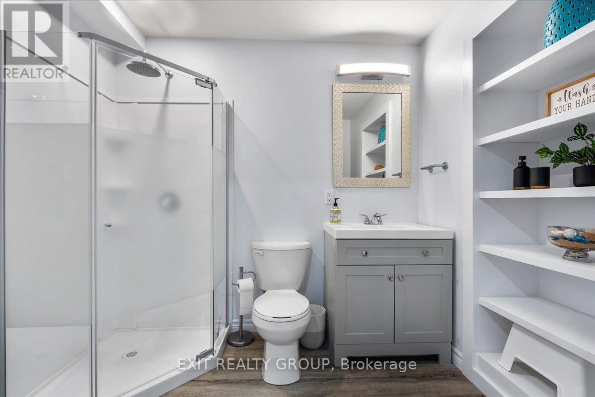 18 Gilbert Crescent, Prince Edward County, Ontario  K0K 3L0 - Photo 33 - X12413320