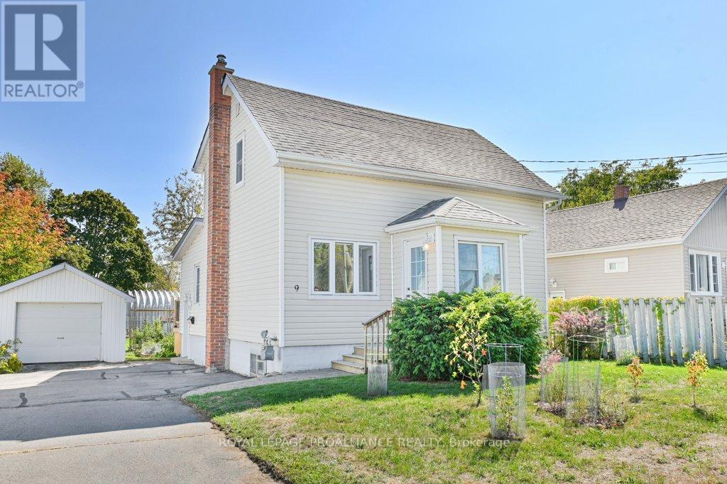 9 WILKINS STREET, Belleville, Ontario