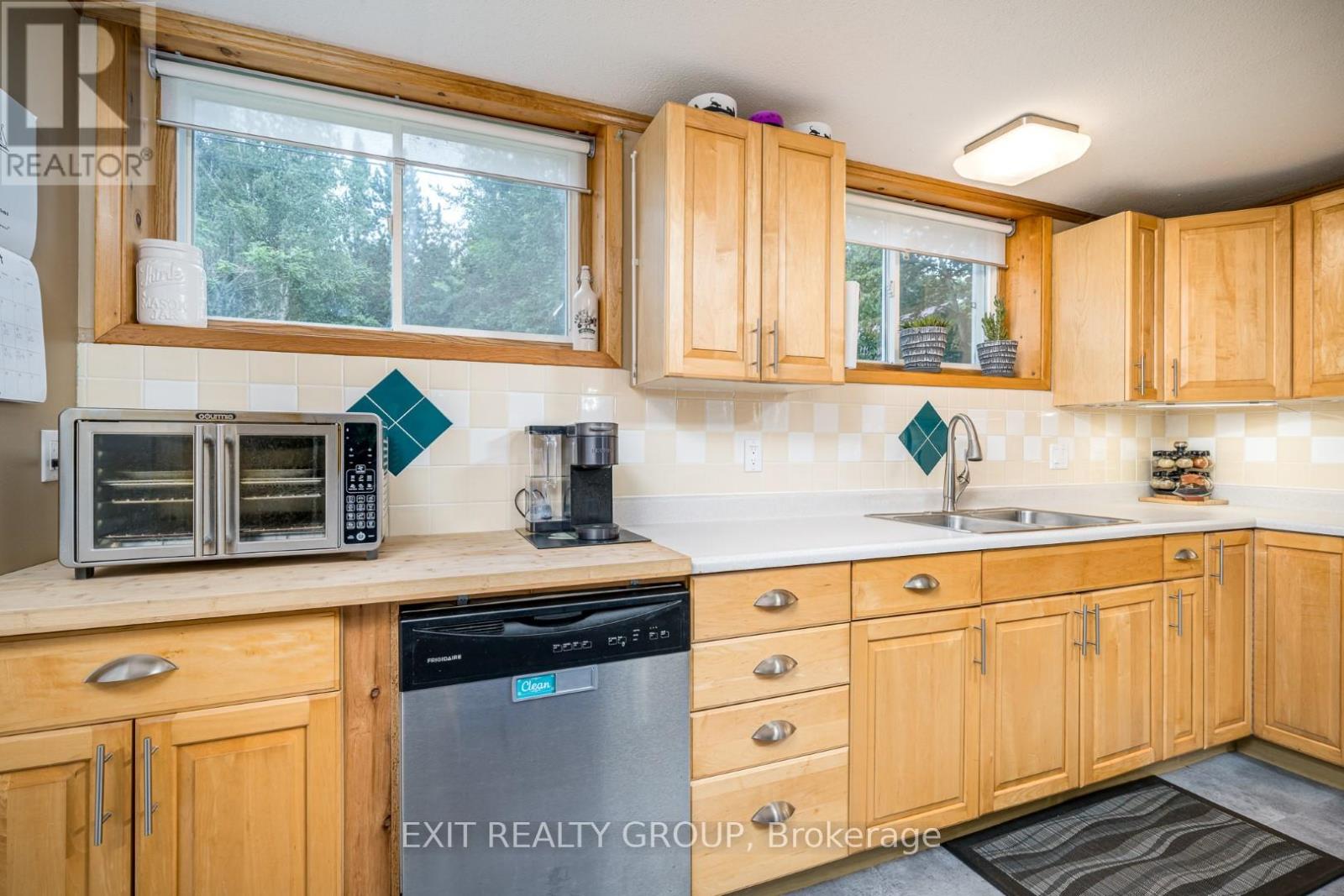 103 Camp Lane, Tweed, Ontario  K0K 3J0 - Photo 17 - X12413484