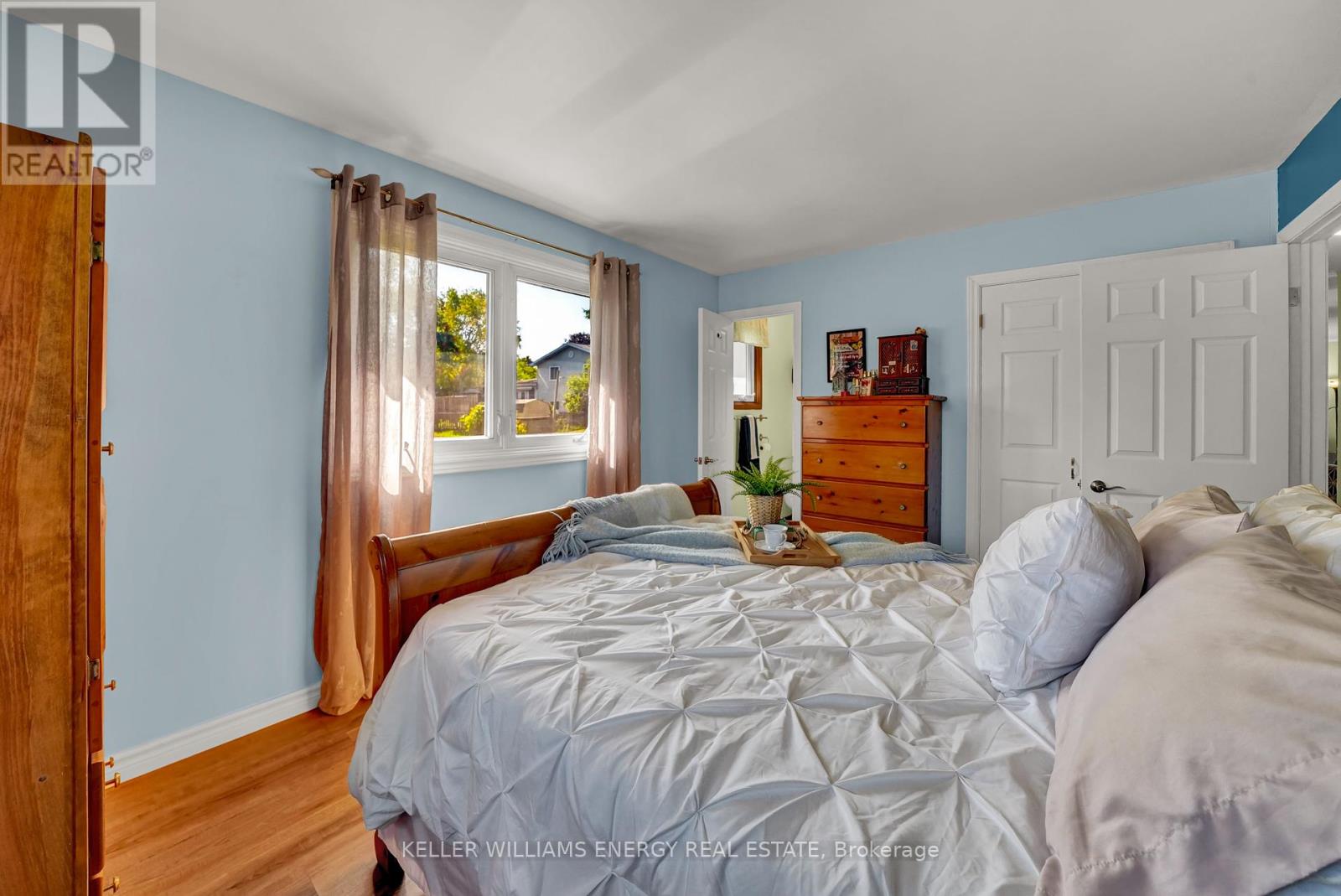 2 Argyle Crescent, Prince Edward County, Ontario  K0K 2T0 - Photo 20 - X12413627