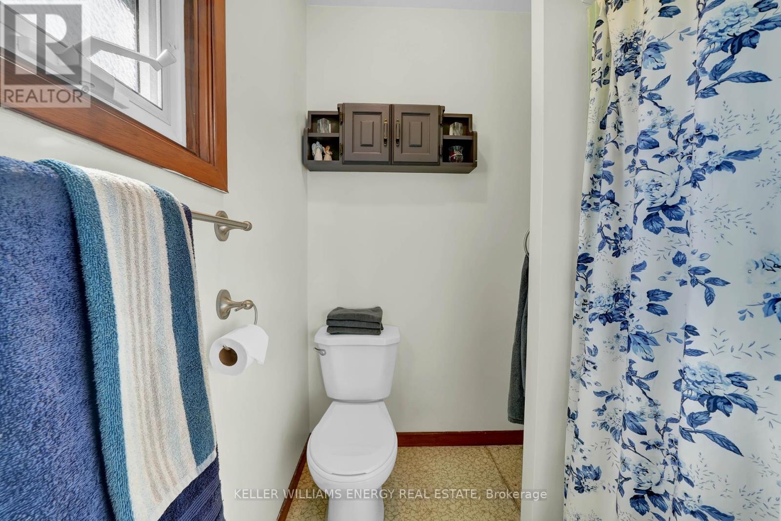 2 Argyle Crescent, Prince Edward County, Ontario  K0K 2T0 - Photo 21 - X12413627