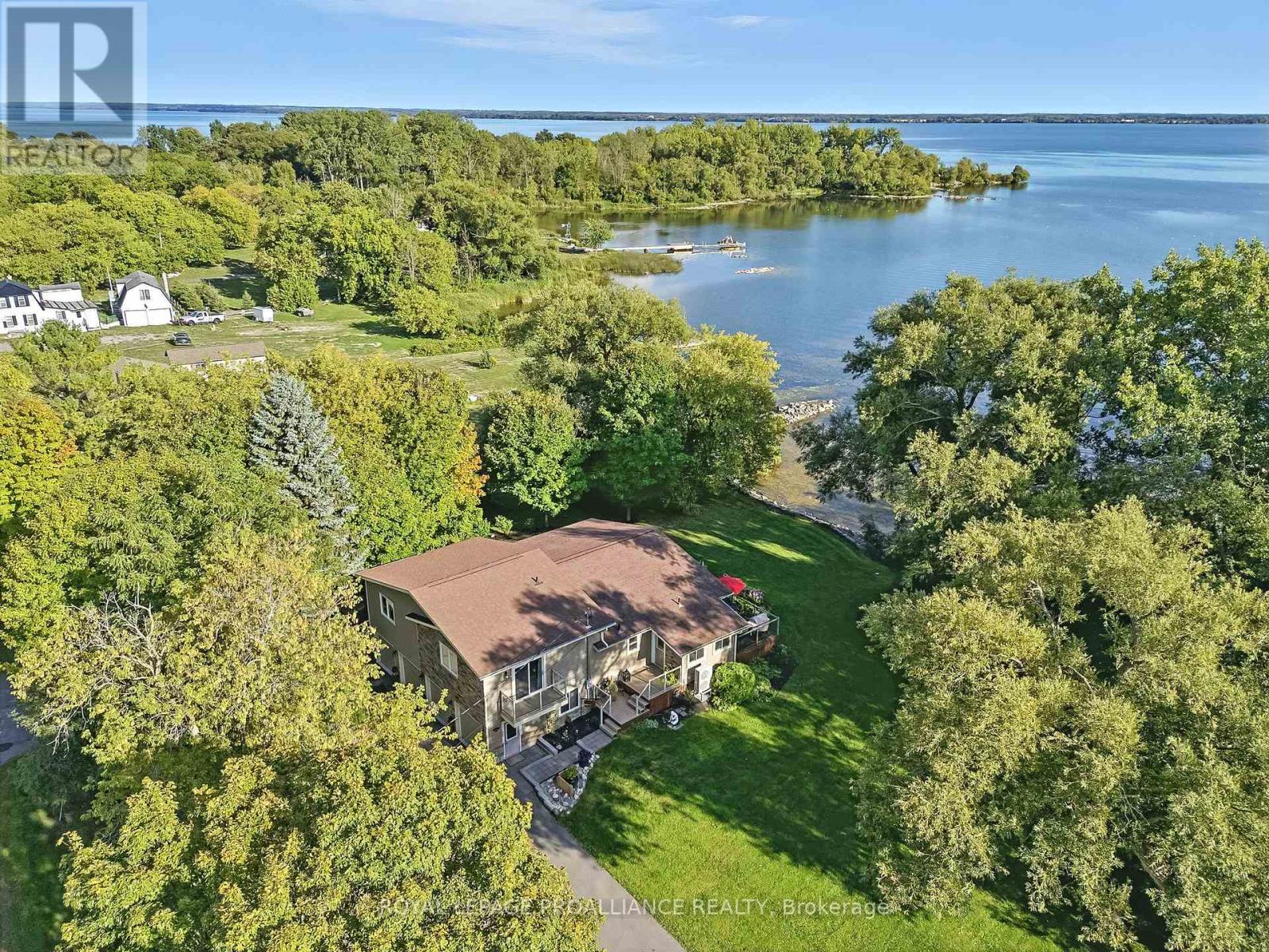 97 Manley Drive, Belleville, Ontario  K8N 4Z4 - Photo 4 - X12414454