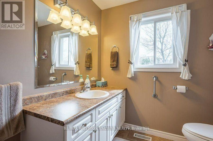 1755a Salem Road, Prince Edward County, Ontario  K0K 1T0 - Photo 18 - X12415272