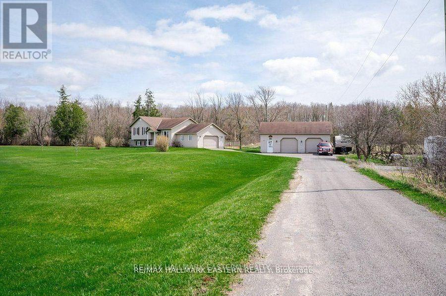 1755a Salem Road, Prince Edward County, Ontario  K0K 1T0 - Photo 34 - X12415272