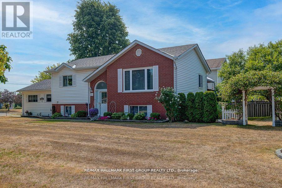 15 CATHERINE CRESCENT, Brighton, Ontario
