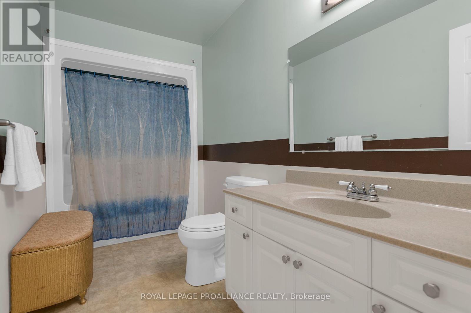 21289 Loyalist Parkway, Prince Edward County, Ontario  K0K 1L0 - Photo 20 - X12415586
