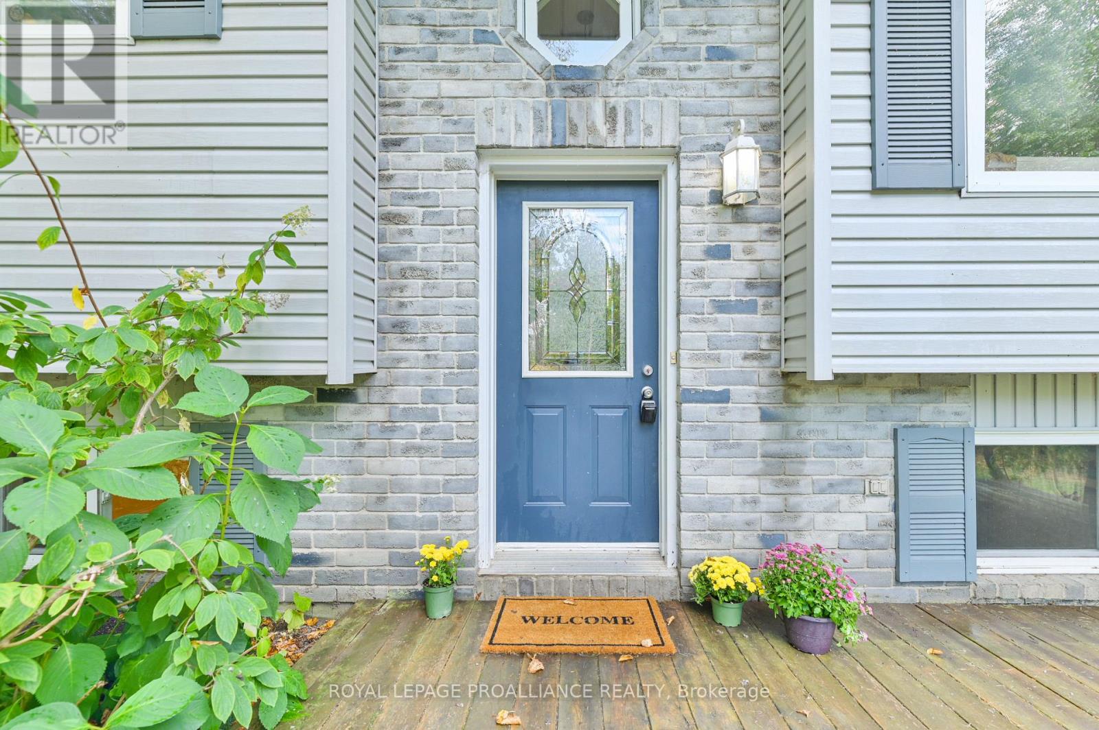 21289 Loyalist Parkway, Prince Edward County, Ontario  K0K 1L0 - Photo 6 - X12415586