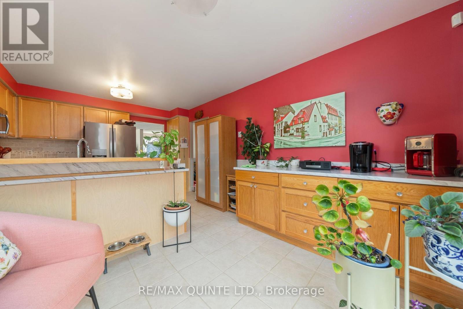 2 Marchmont Place, Belleville, Ontario  K8P 5E4 - Photo 12 - X12416840