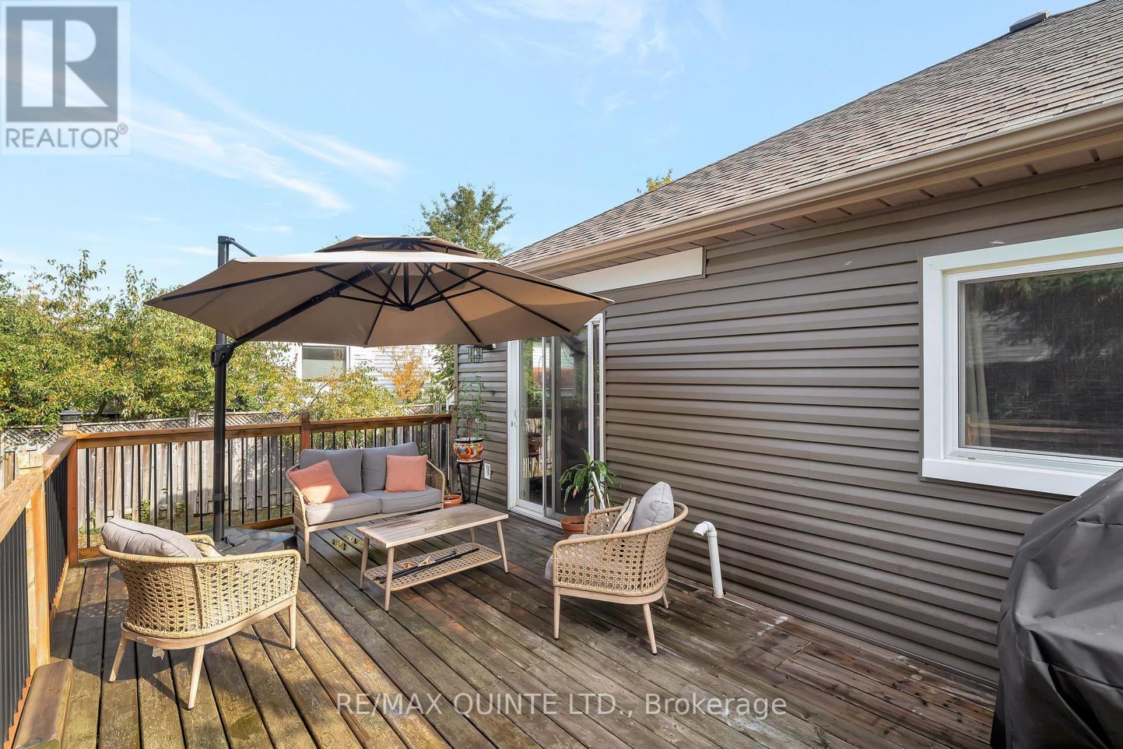 2 Marchmont Place, Belleville, Ontario  K8P 5E4 - Photo 26 - X12416840