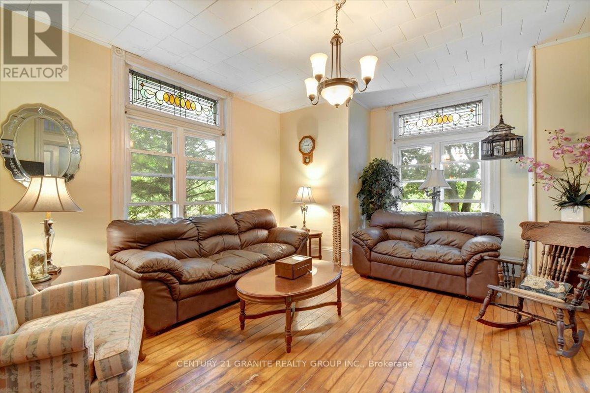 232 Union Road, Madoc, Ontario  K0K 1Y0 - Photo 12 - X12418388