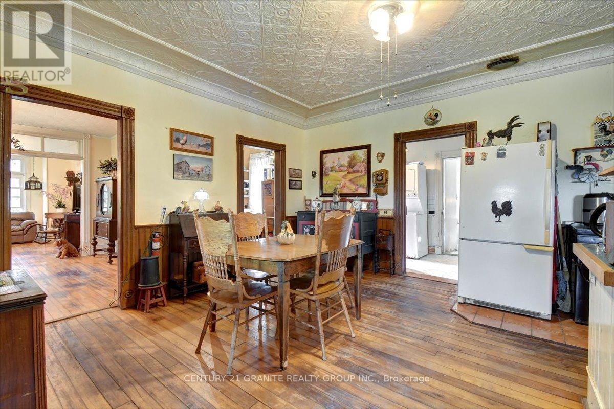 232 Union Road, Madoc, Ontario  K0K 1Y0 - Photo 4 - X12418388