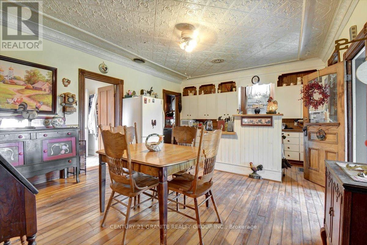 232 Union Road, Madoc, Ontario  K0K 1Y0 - Photo 5 - X12418388