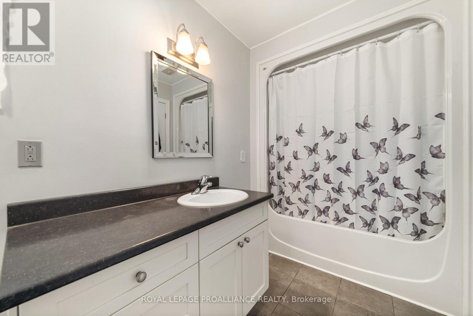318 Raglan Street, Brighton, Ontario  K0K 1H0 - Photo 24 - X12418453