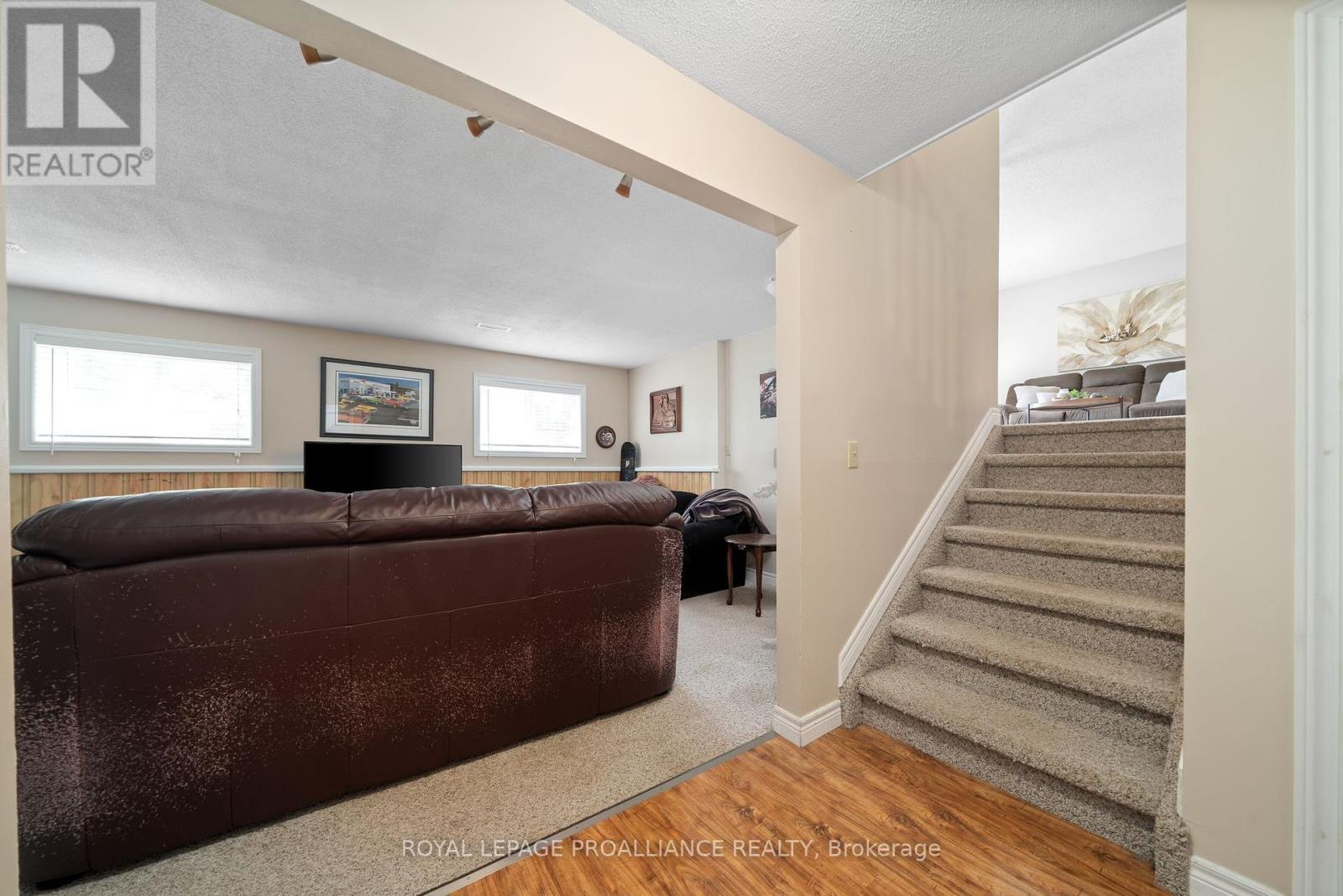 318 Raglan Street, Brighton, Ontario  K0K 1H0 - Photo 29 - X12418453