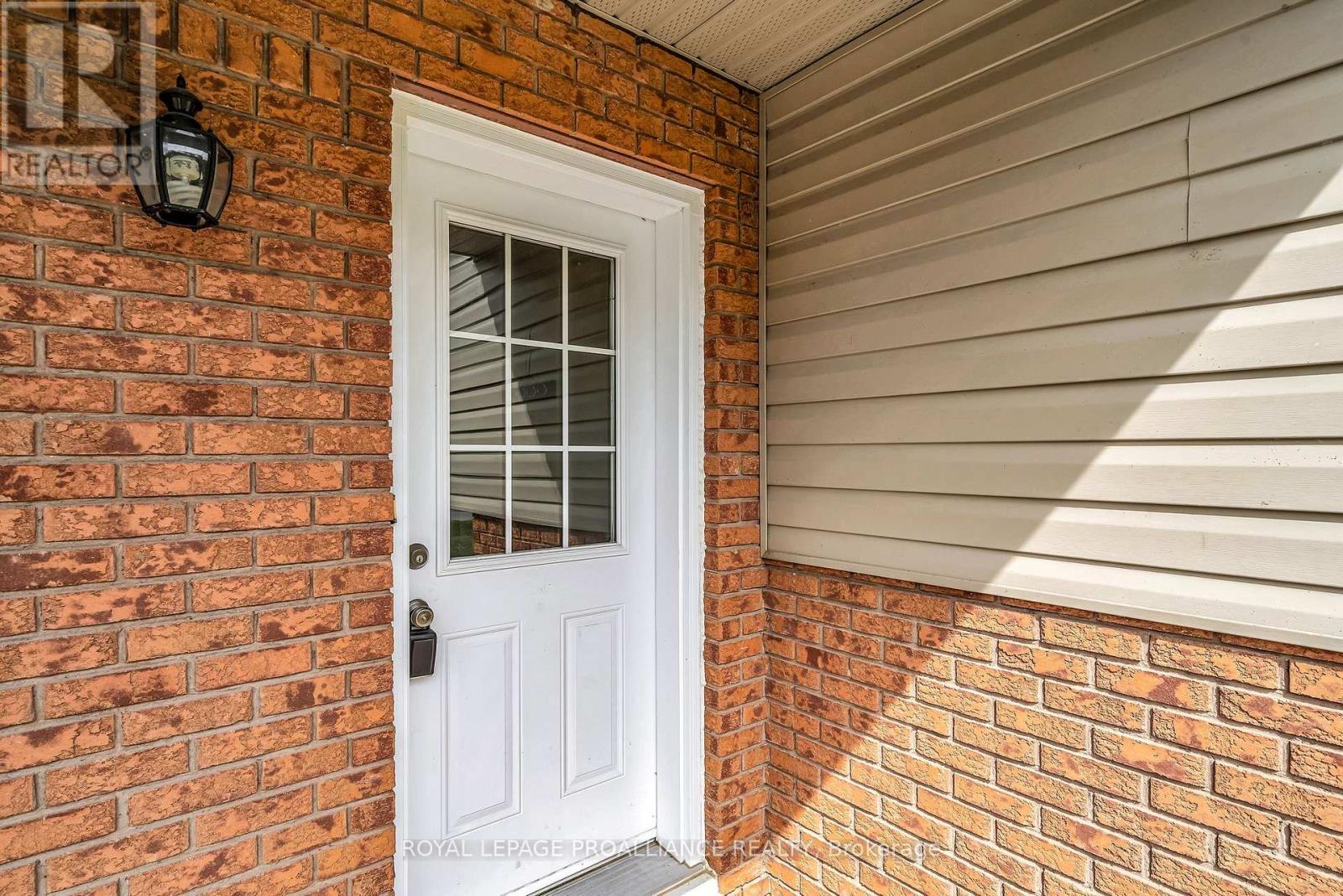 318 Raglan Street, Brighton, Ontario  K0K 1H0 - Photo 6 - X12418453