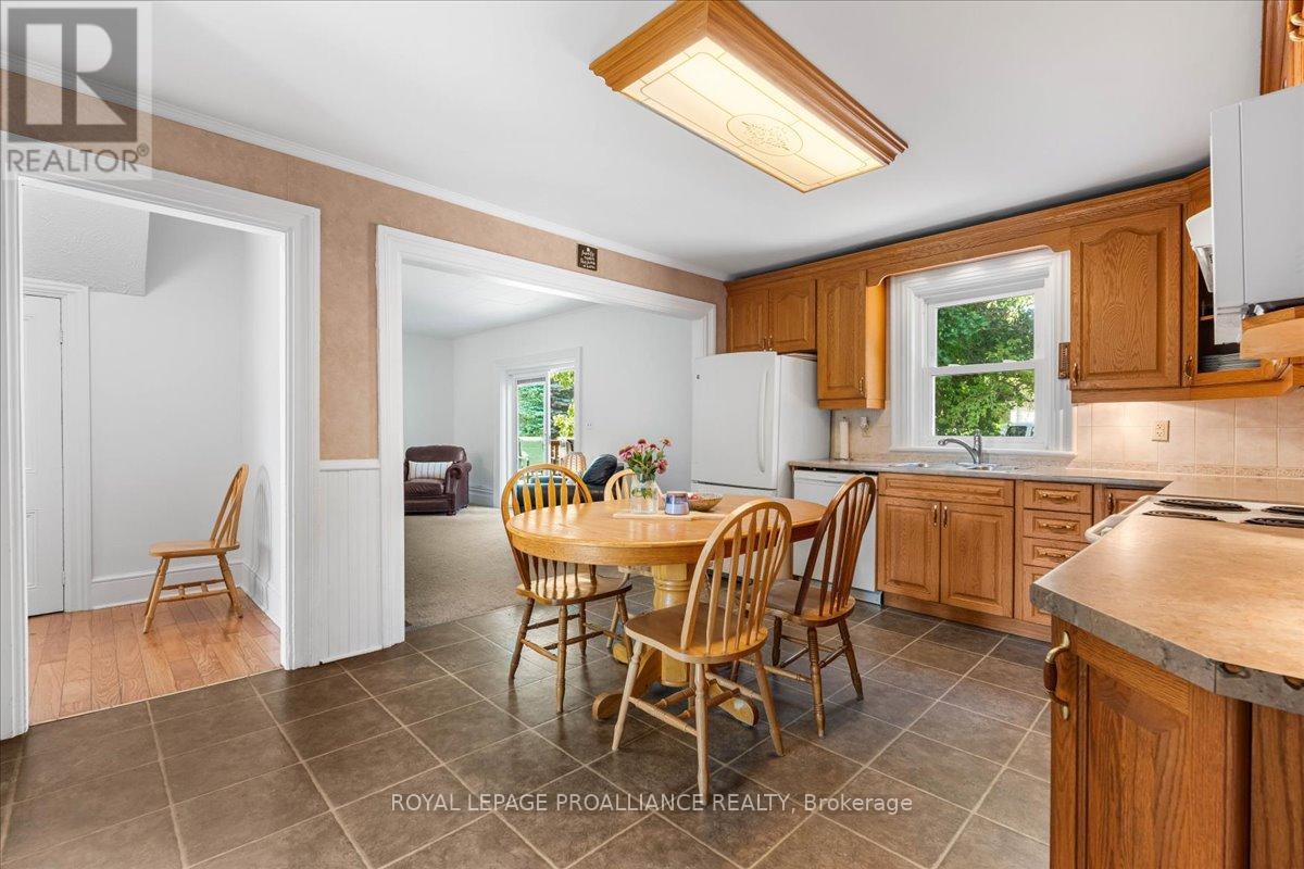 1436 County Road 15, Prince Edward County, Ontario  K0K 2T0 - Photo 7 - X12418821