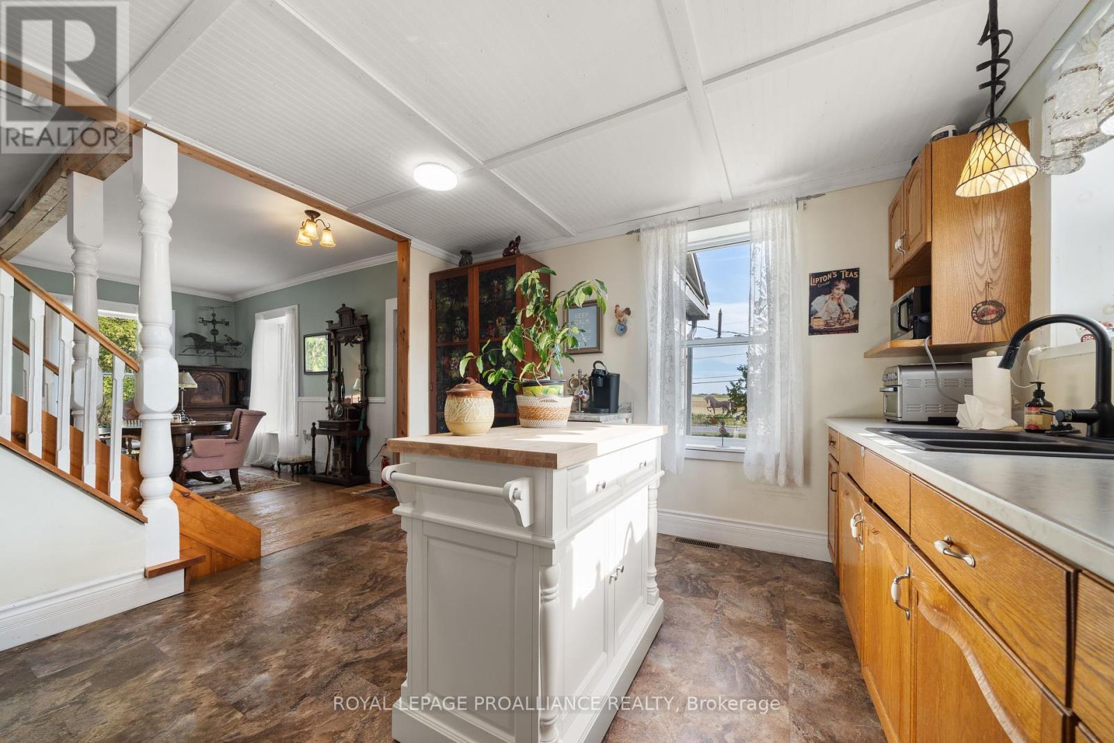 557 Casey Road, Belleville, Ontario  K8N 4Z6 - Photo 17 - X12418959