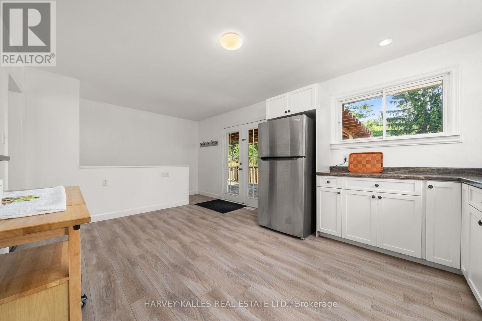 106 Union Street, Prince Edward County, Ontario  K0K 2T0 - Photo 15 - X12419063