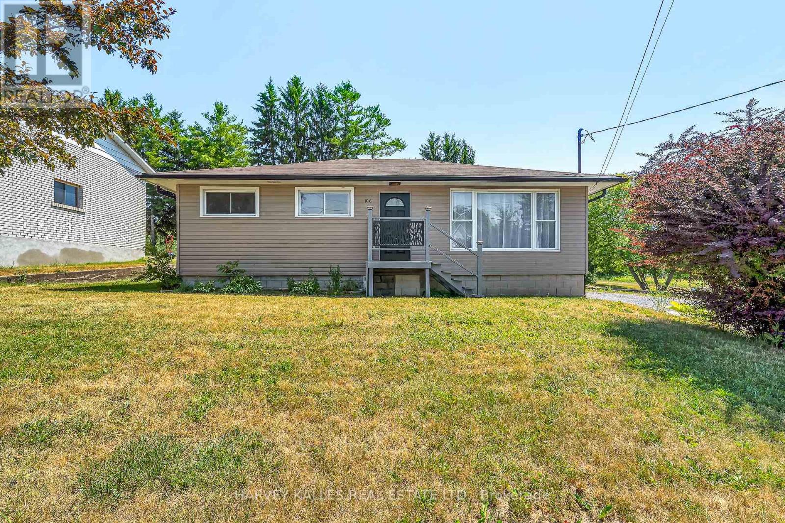 106 Union Street, Prince Edward County, Ontario  K0K 2T0 - Photo 2 - X12419063