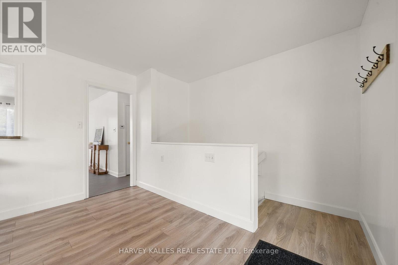 106 Union Street, Prince Edward County, Ontario  K0K 2T0 - Photo 20 - X12419063