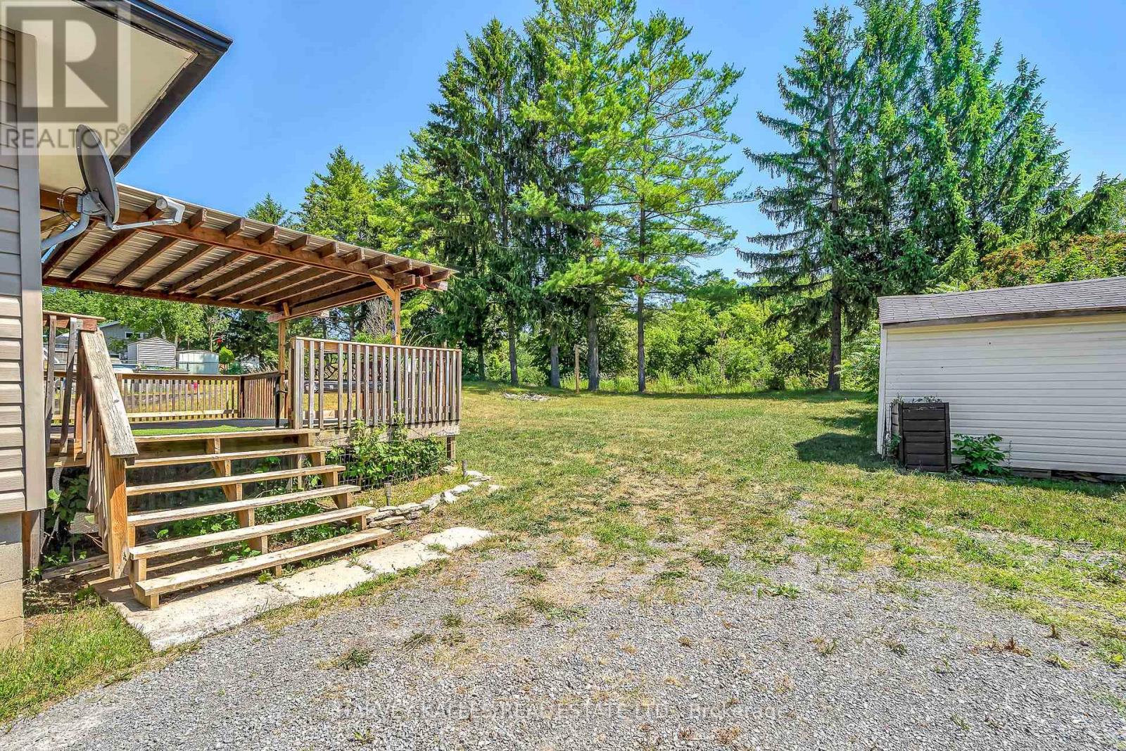 106 Union Street, Prince Edward County, Ontario  K0K 2T0 - Photo 39 - X12419063