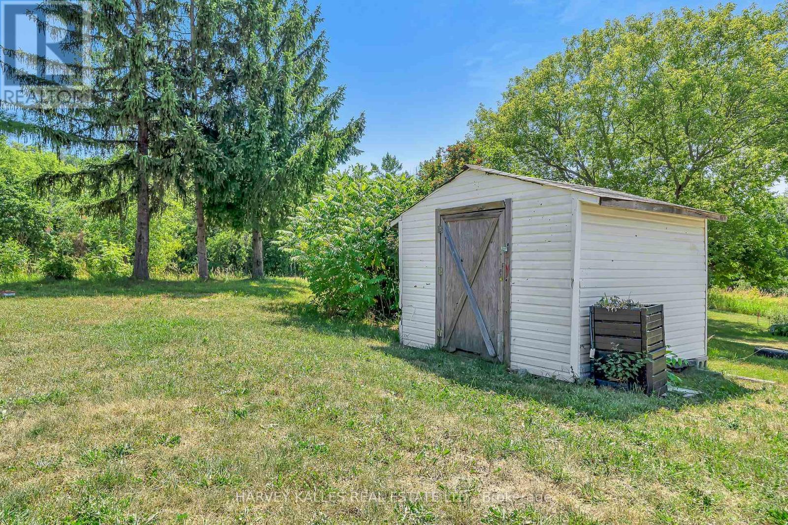 106 Union Street, Prince Edward County, Ontario  K0K 2T0 - Photo 41 - X12419063