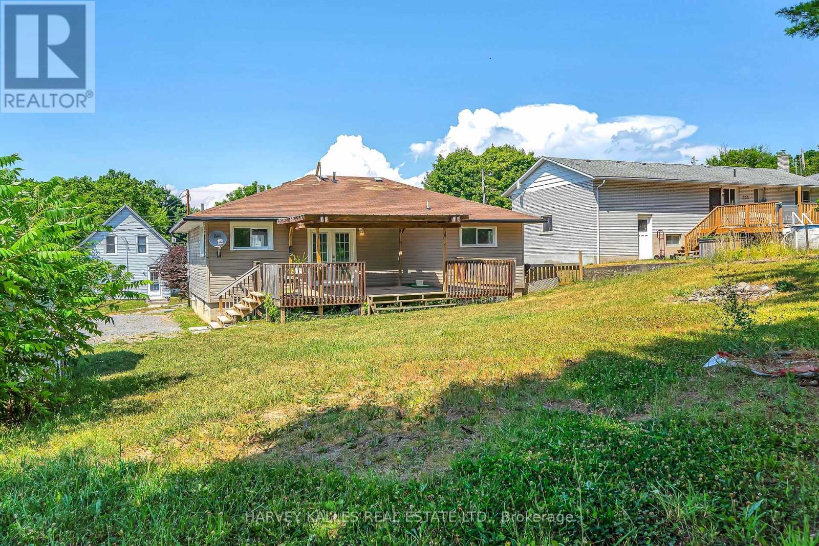 106 Union Street, Prince Edward County, Ontario  K0K 2T0 - Photo 42 - X12419063