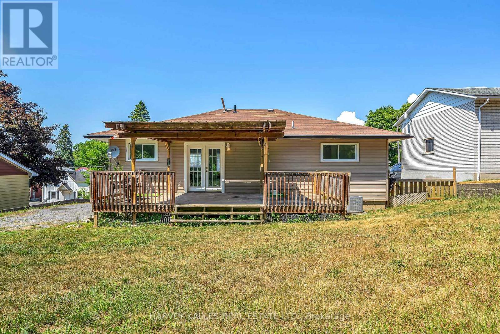 106 Union Street, Prince Edward County, Ontario  K0K 2T0 - Photo 43 - X12419063