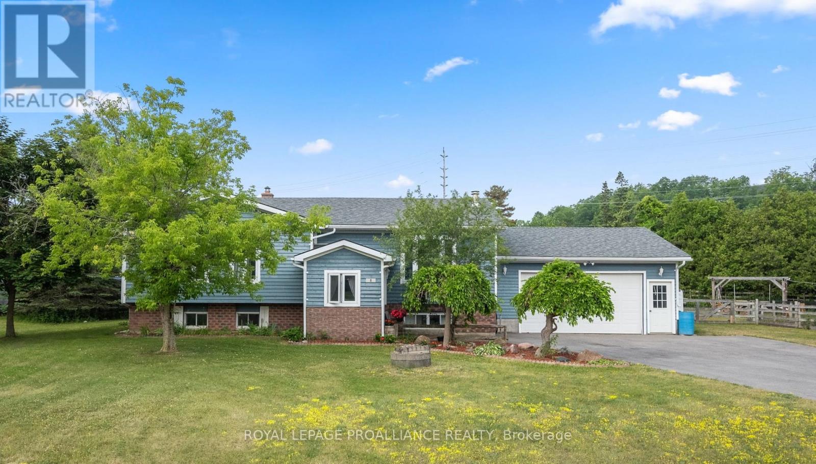 8 ORIOLE CRESCENT, Hamilton Township, Ontario