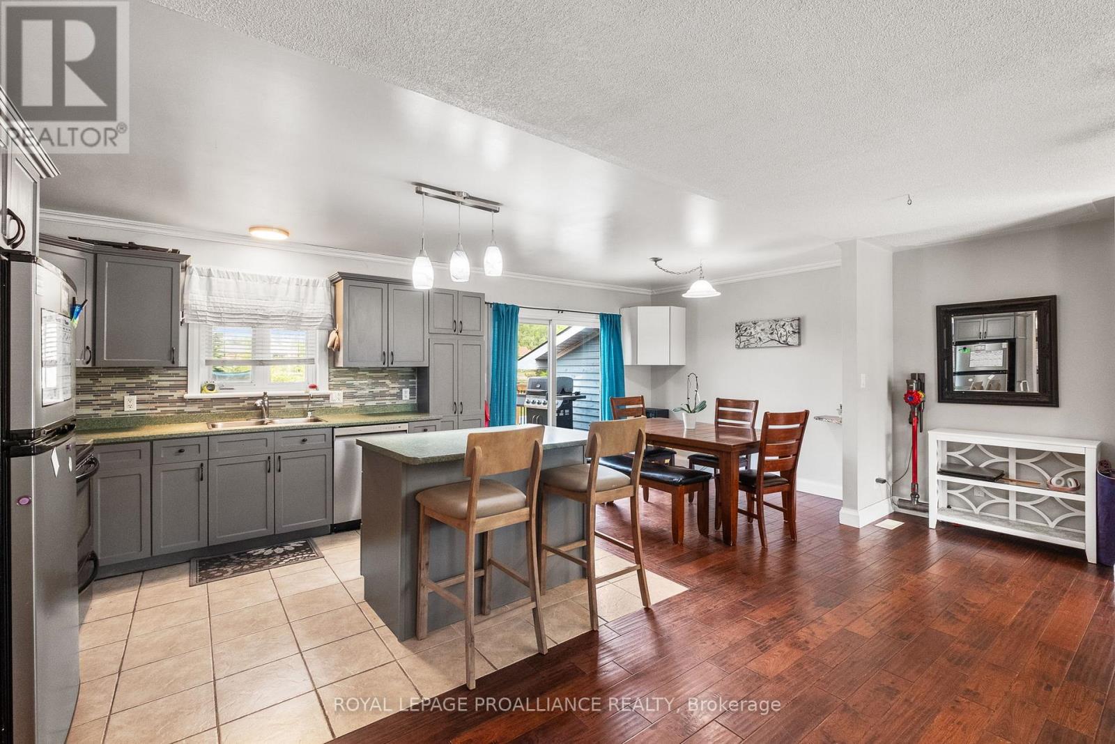 8 Oriole Crescent, Hamilton Township, Ontario  K0K 1C0 - Photo 12 - X12419160