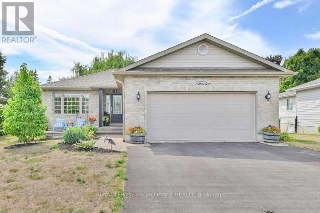 12 Stonegate Crescent, Quinte West, Ontario  K0K 2C0 - Photo 2 - X12419189
